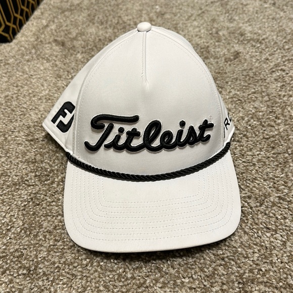 Titleist Other - Titleist kids hat snap pack